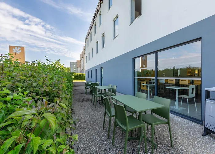 Première Classe Chartres Sud - Barjouville