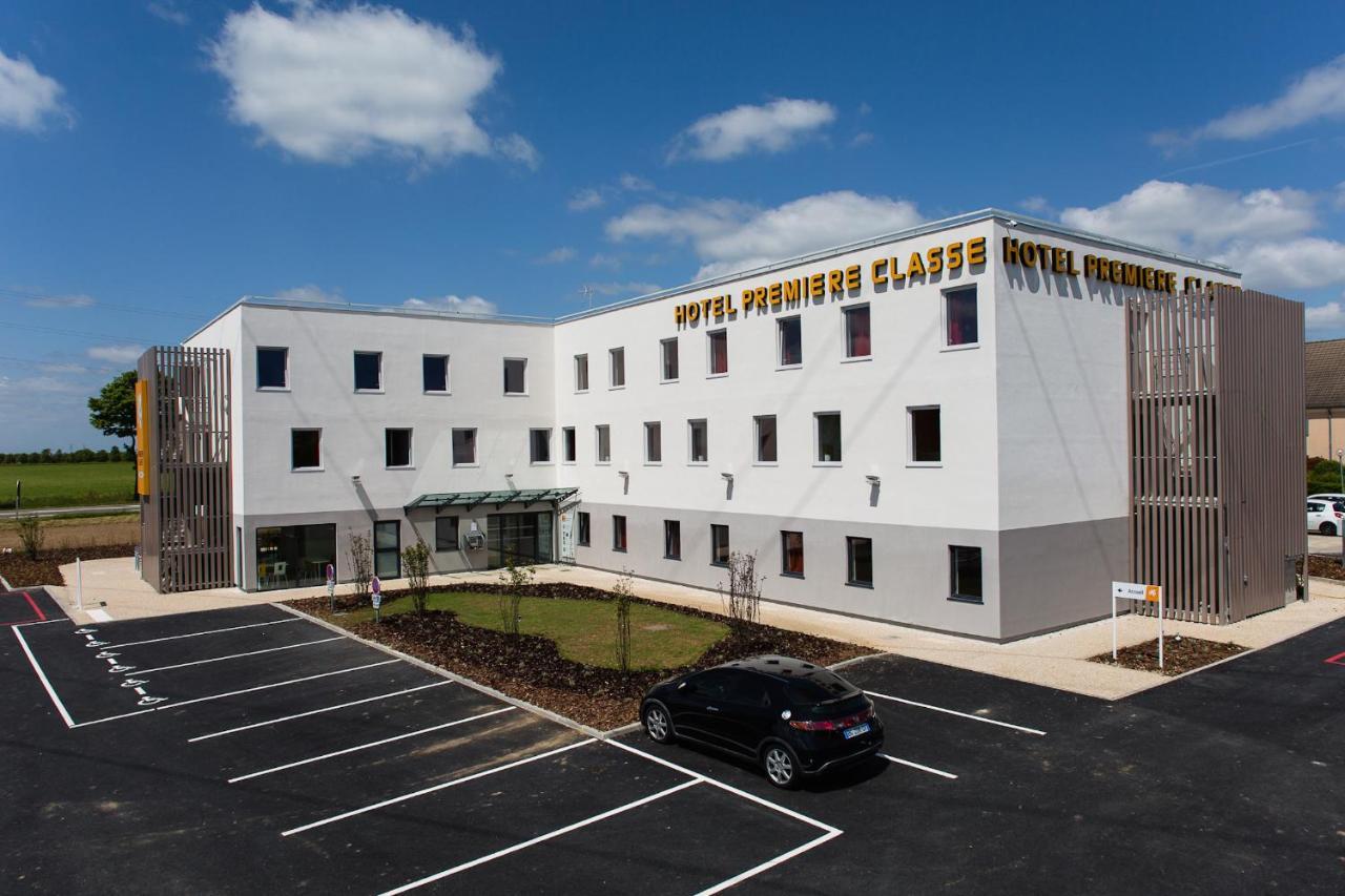 Première Classe Chartres Sud -