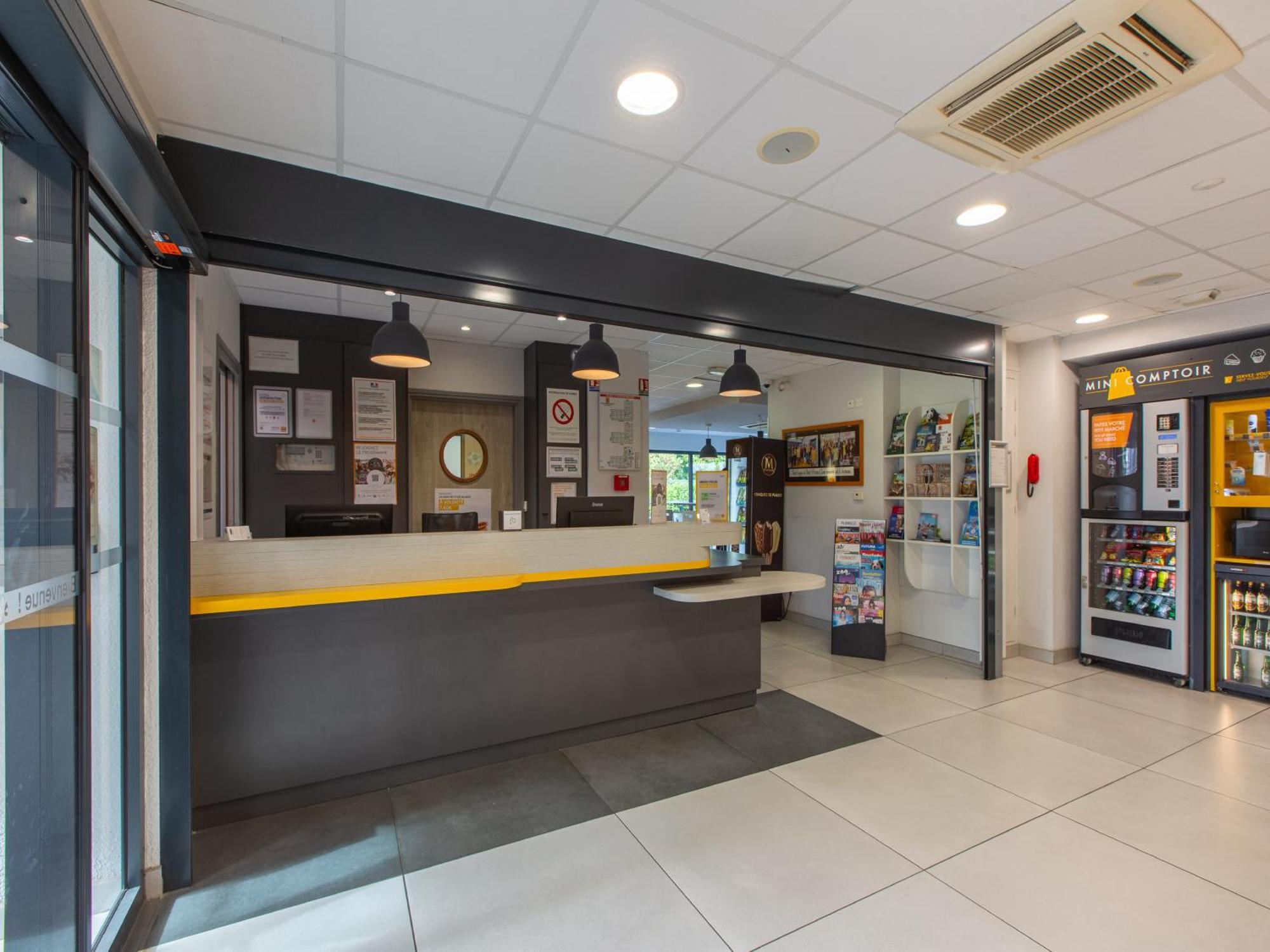 Hotel Première Classe Chartres Sud - 2*