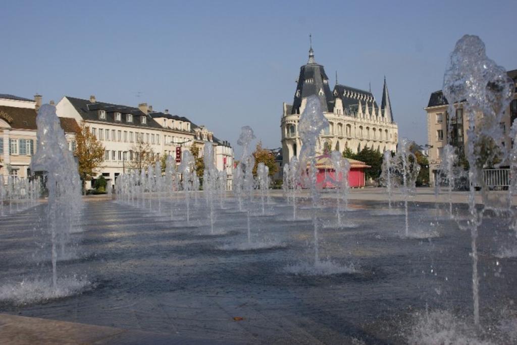 Première Classe Chartres Sud - 2*